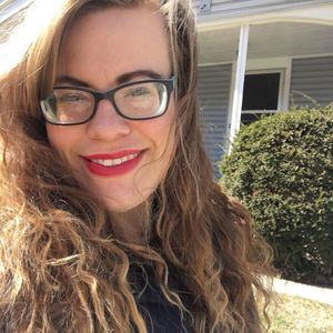 Meet your Posher, Stacy